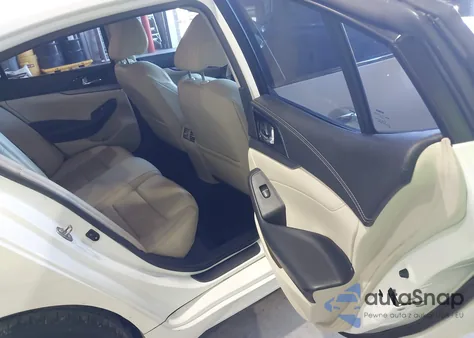 2018 Nissan Maxima 3.5 Sv z USA, uszkodzony, nr VIN 1N4AA6AP2JC371232